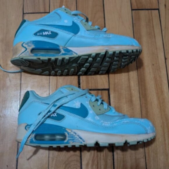 Nike Air Max 90 Frozen 724875-400 Sz 5.5Y Youth Used Elsa Snowflake Blue Green - Picture 2 of 7